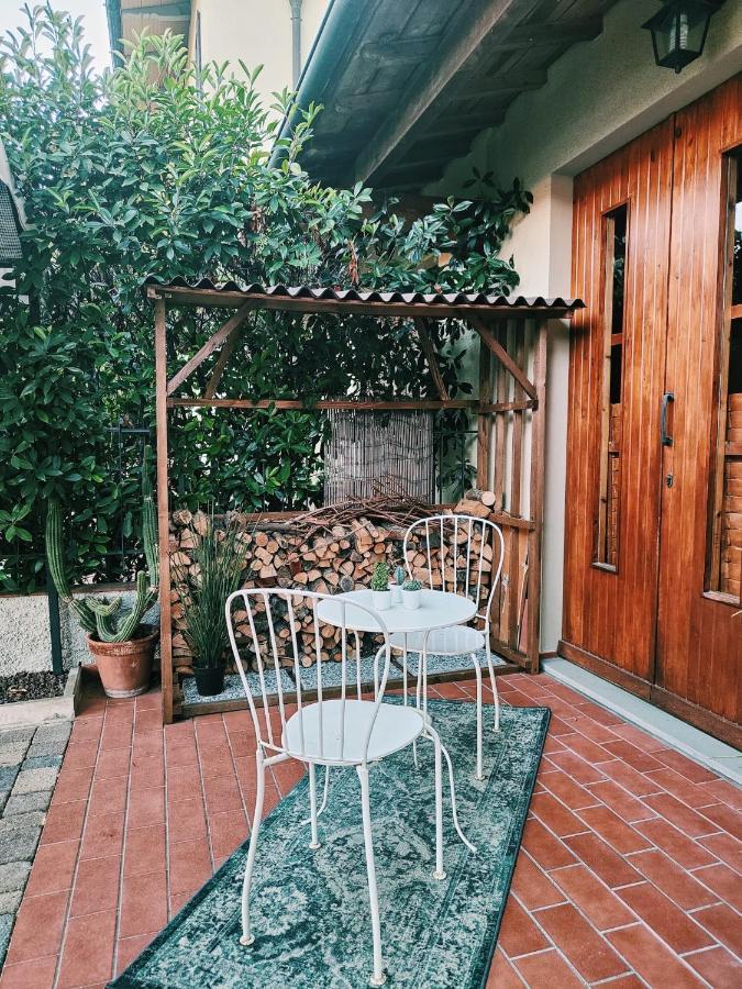 קרמיניאנו B&B Esterofili מראה חיצוני תמונה